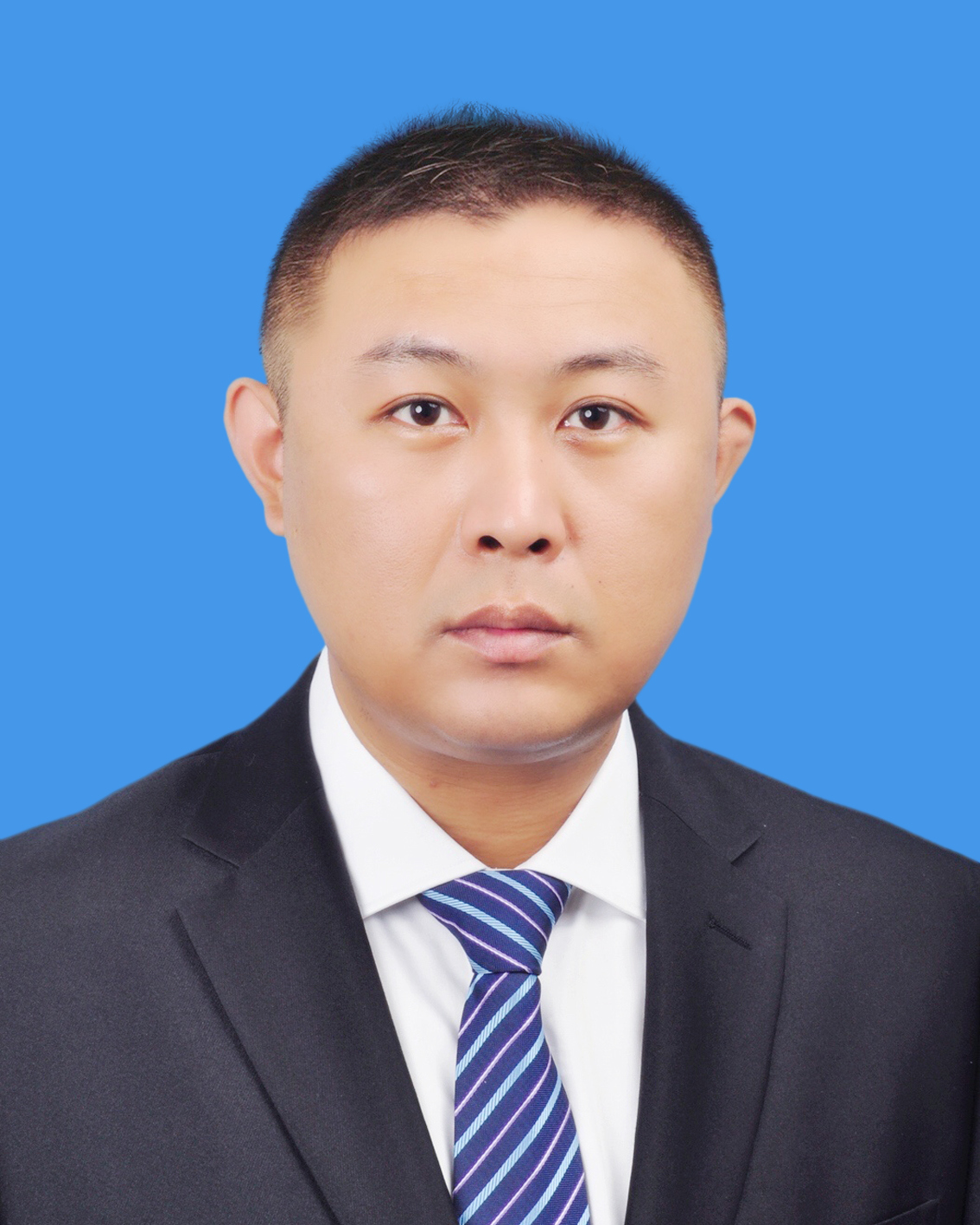 刘峪伯